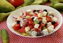 Photo of Греческий салат с оливками и фетой